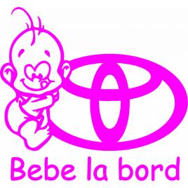 Sticker auto ''bebe la bord toyota'', 17x16cm, roz