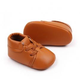 Pantofiori maro pentru baietei - stan (marime disponibila: 3-6 luni (marimea 18